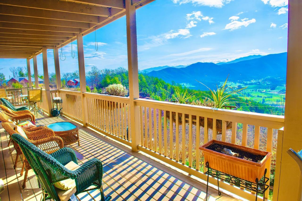 Tanasi Lodge - Reunions, Retreats, Weddings, Family Getaways Sevierville Extérieur photo