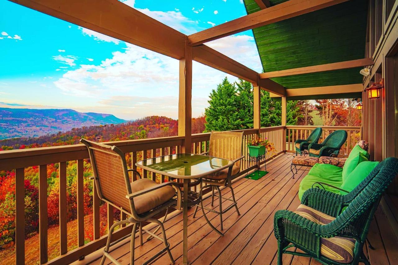 Tanasi Lodge - Reunions, Retreats, Weddings, Family Getaways Sevierville Extérieur photo