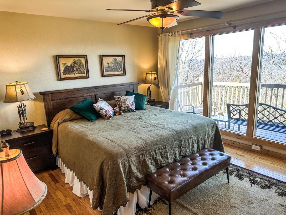 Tanasi Lodge - Reunions, Retreats, Weddings, Family Getaways Sevierville Extérieur photo